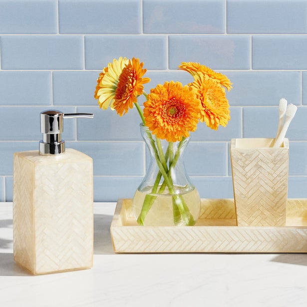 Handa Brush Holder Herringbone Capiz