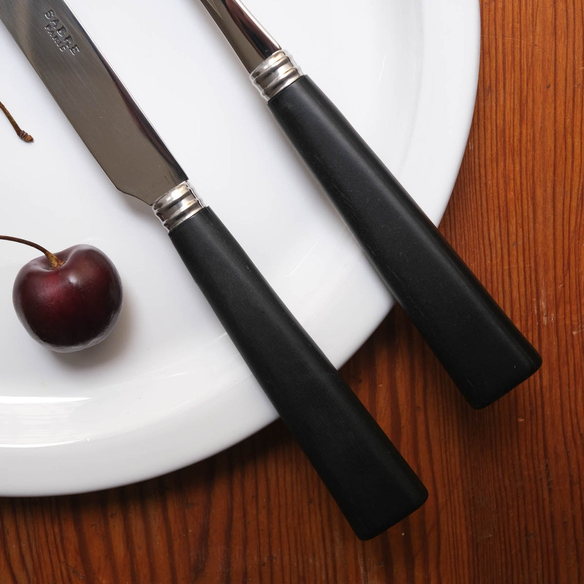 Tart Server Nature Black Press Wood