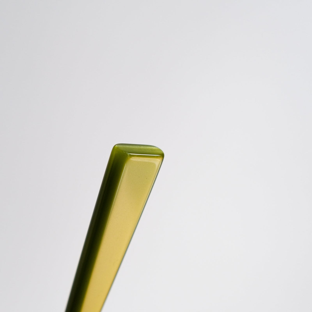Icone Cheese Knife Large Moss