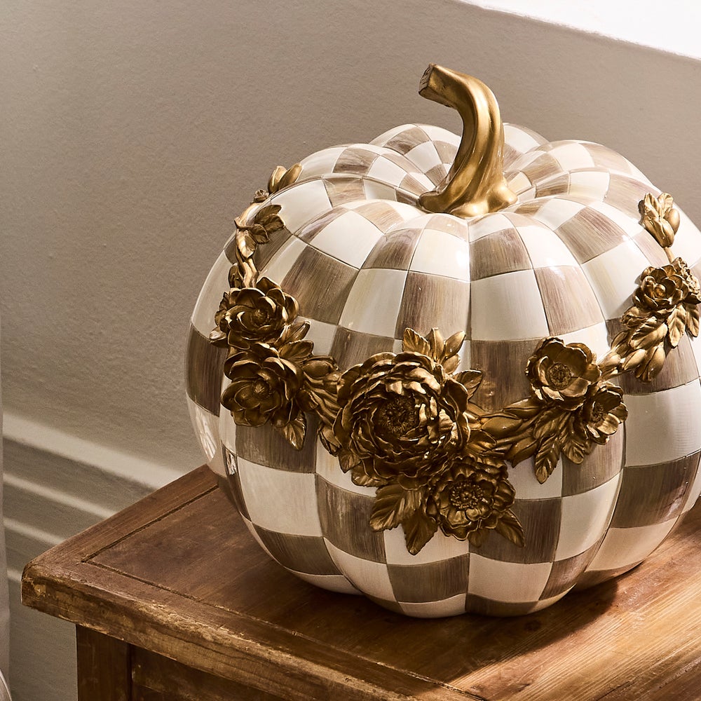 Mocha Check Floral Garland Pumpkin