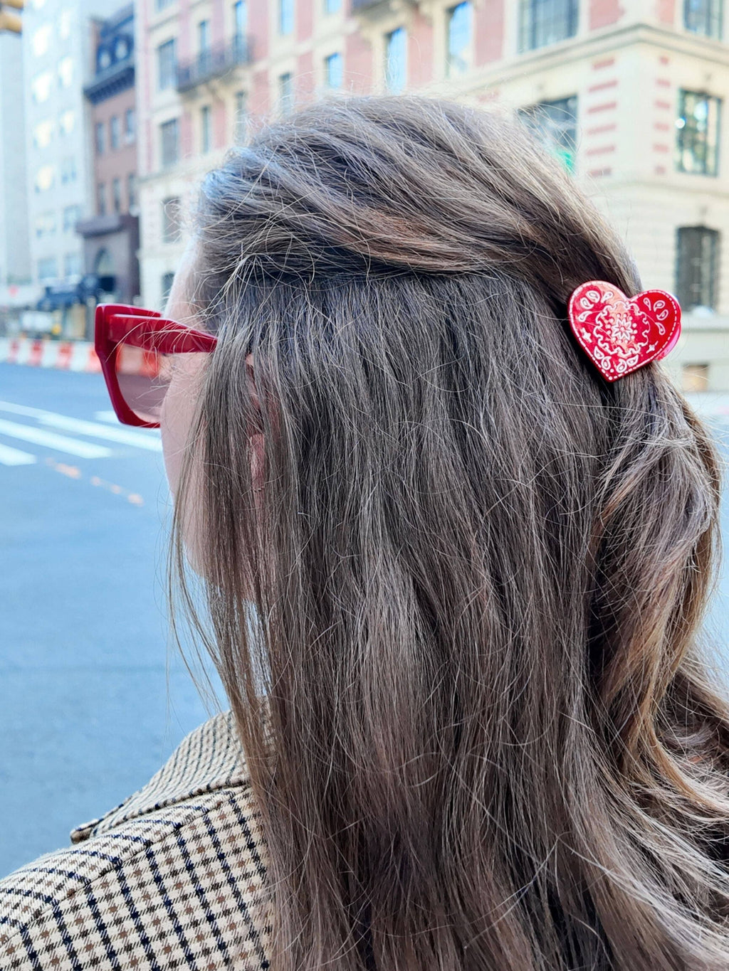 Mini Paisley Heart Claw Hair Clip Brown