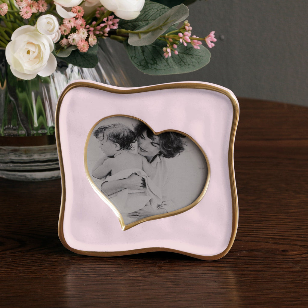 Frame Encanto Curved Heart 5x5 Camellia