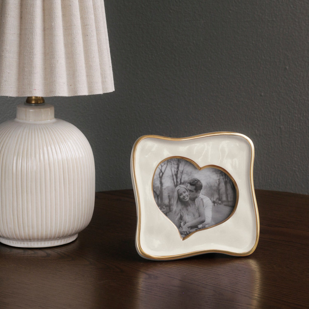 Frame Encanto Curved Heart 5x5 Cream