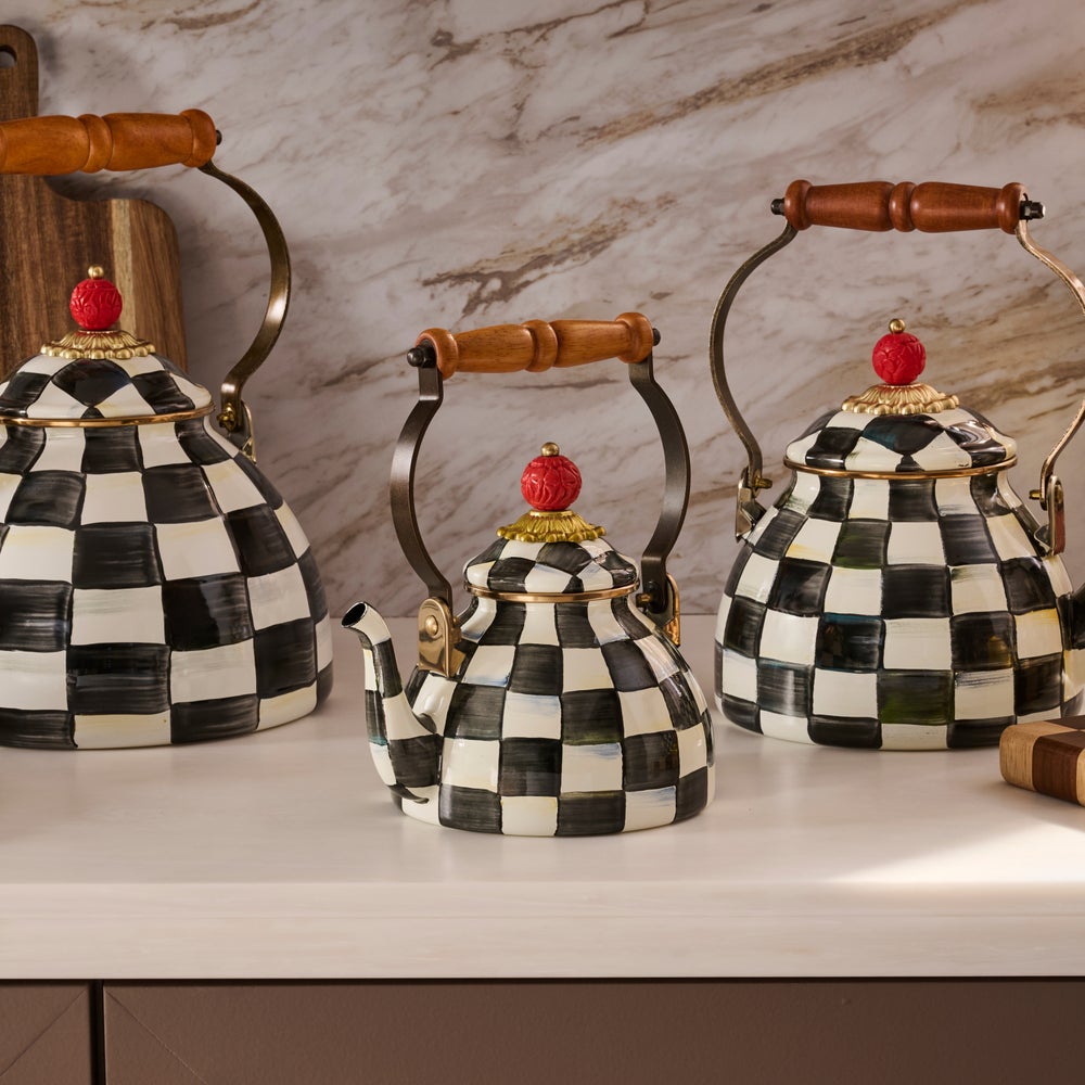Courtly Check 1 Quart Tea Kettle