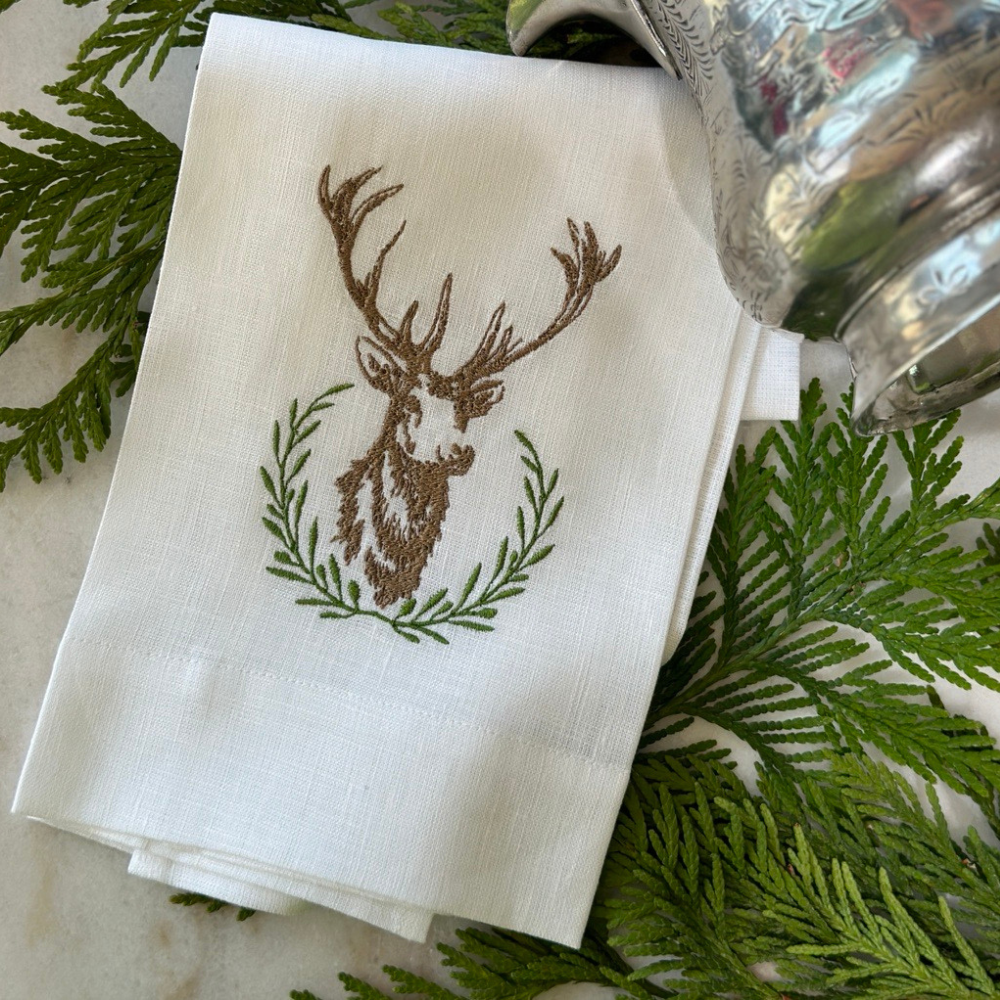 Laurel Wreath Stag Towel White