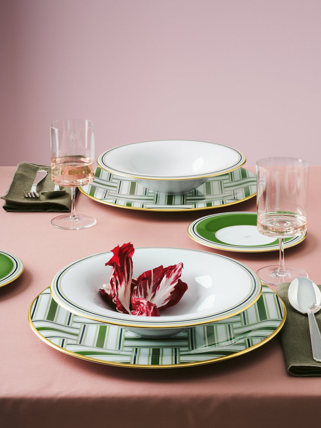 Fluen Pasta Bowl in Heritage Green