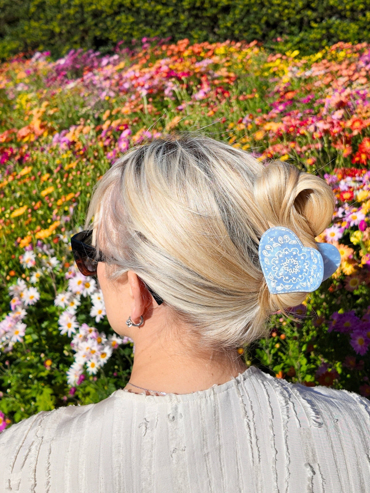 Paisley Heart Claw Hair Clip Blue