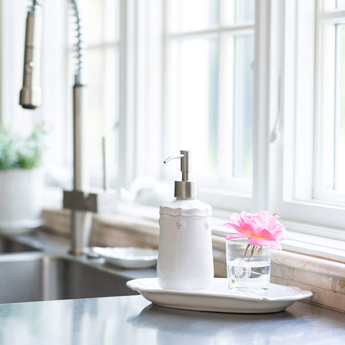 Berry & Thread Soap Dispenser