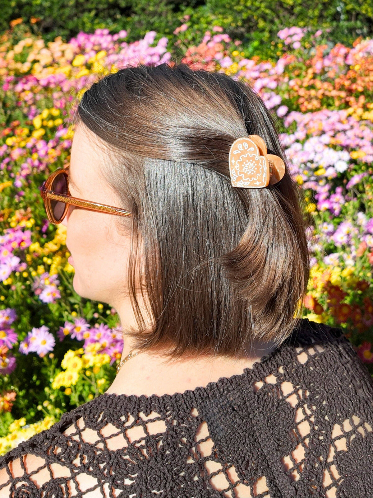 Mini Paisley Heart Claw Hair Clip Brown