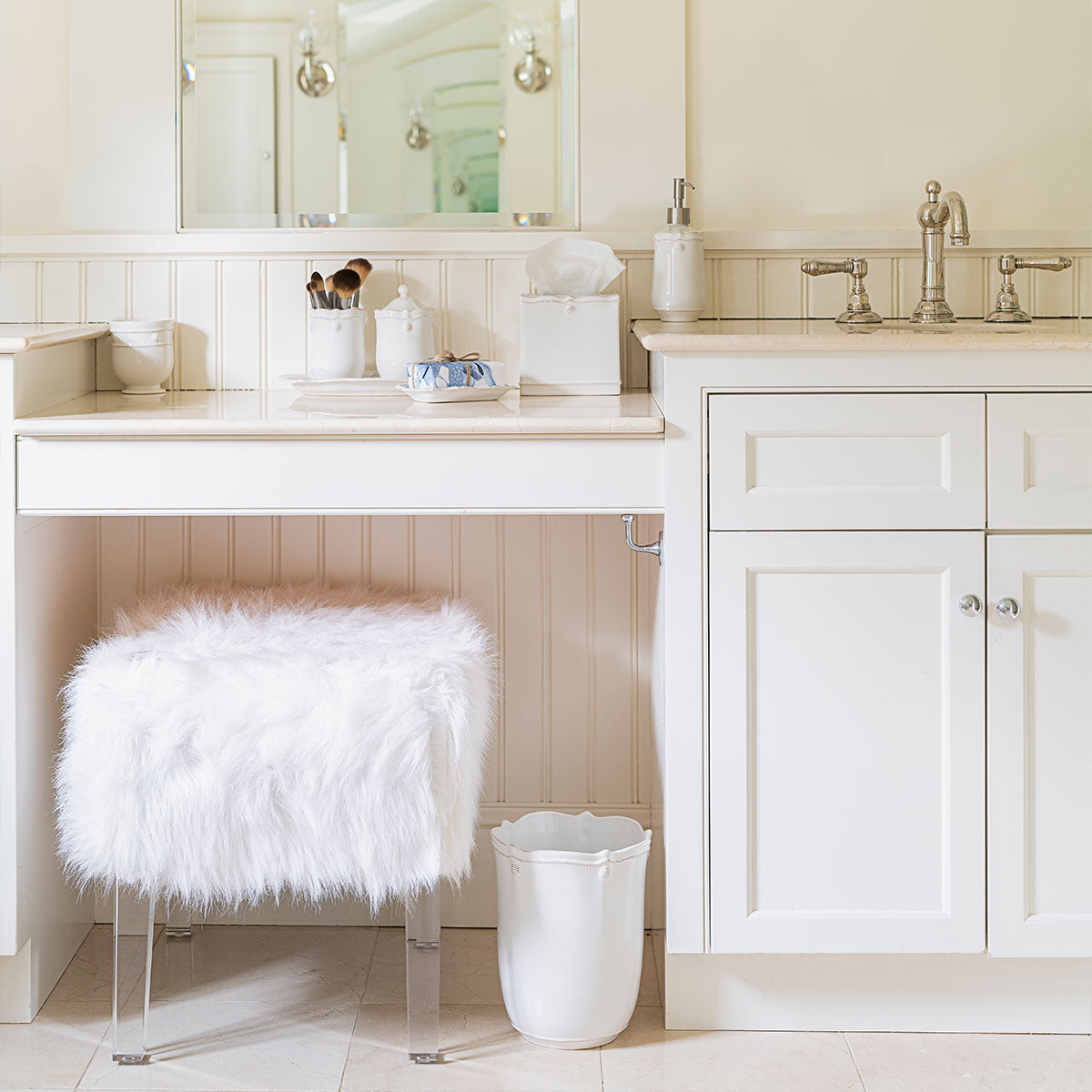 Berry & Thread Soap Dispenser