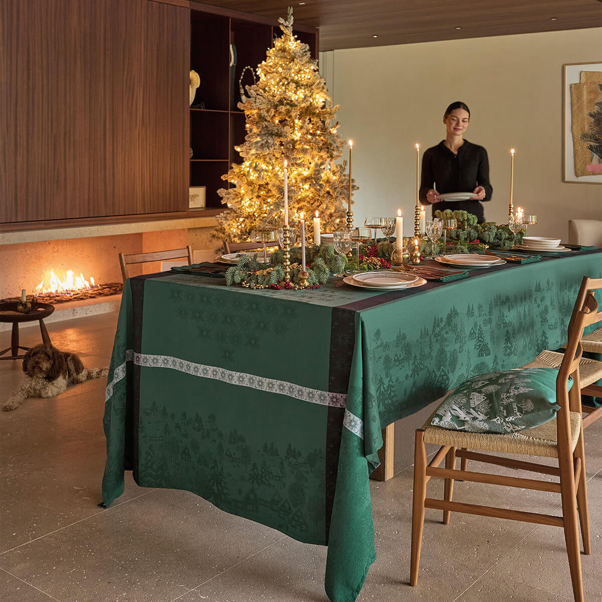 Sous les étoiles Green Tablecloth