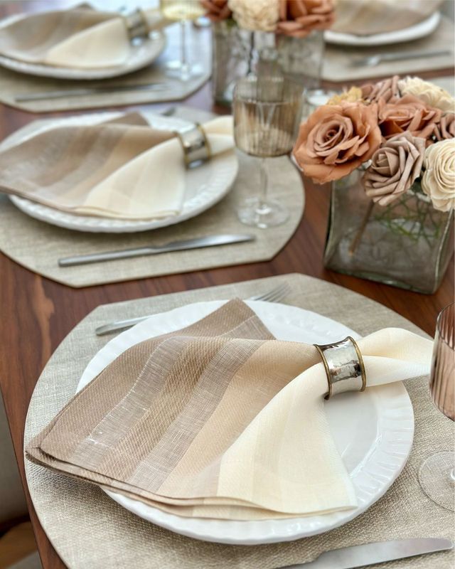 Concave Metallic Napkin Ring