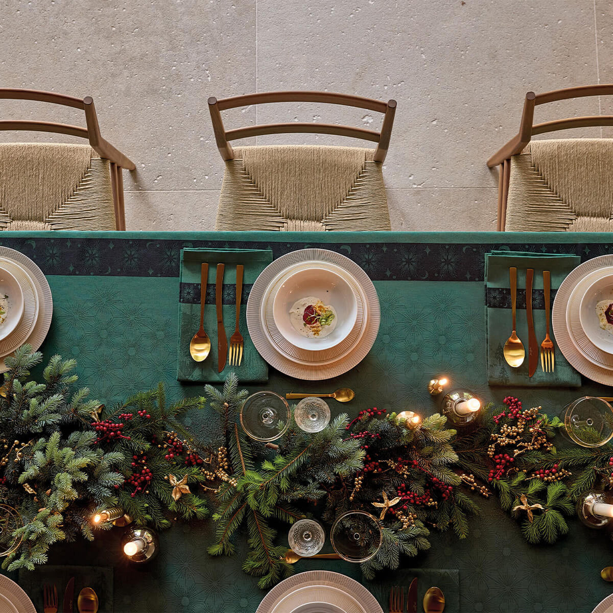 Sous les étoiles Green Tablecloth